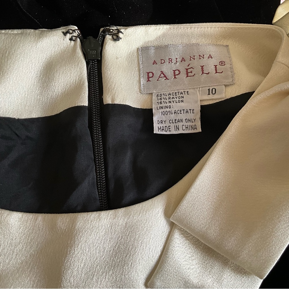 Adrianna Papell Jet Black Velvet Dress Shoulder Bow Long Sleeve Size 10 - Picture 3 of 4